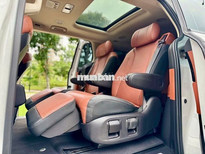Kia Carnival 2022 Signature 2.2D - 50000 km