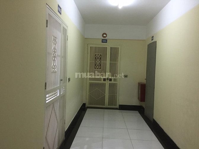 Cho thuê căn hộ 126m2 3 phòng ngủ tại Tòa nhà HH2, phố Dương Đình Nghệ