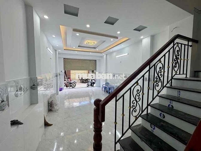 🏡NHÀ MỚI 3 TẦNG–GÂN TRẦN THỦ ĐỘ, NGUYỄN SƠN-64M2(4x15)4PN-HẺM 5M THÔNG