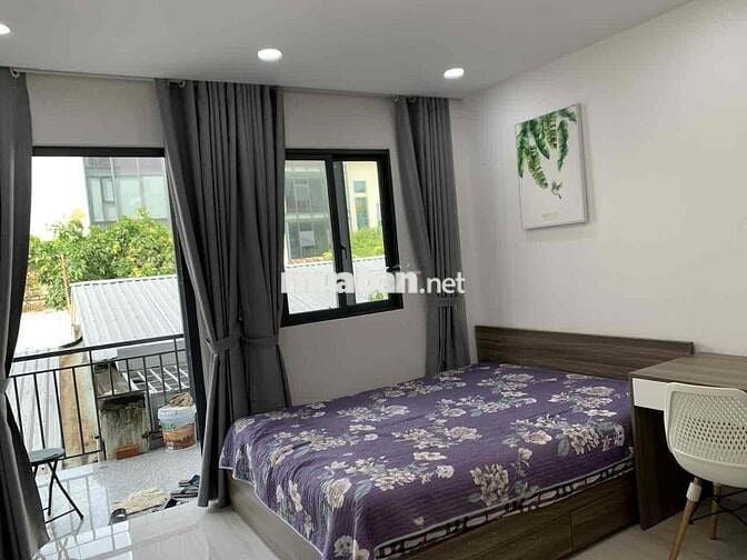 Cho Thuê Căn Studio Ban Công Máy Giặt Riêng Ngay Hồ Hảo Hớn Quận 1