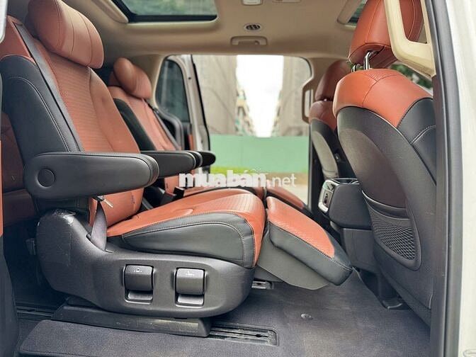 Kia Carnival 2022 Signature 2.2D - 50000 km