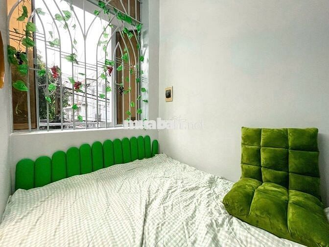 Căn Hộ 2 PN Ban Công Full Nội Thất Tân Bình