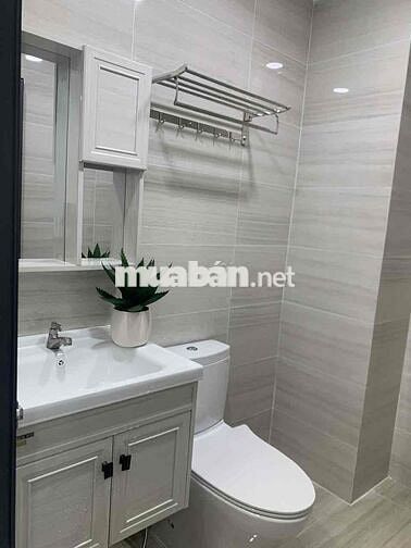 Cho Thuê Căn Studio Ban Công Máy Giặt Riêng Ngay Hồ Hảo Hớn Quận 1