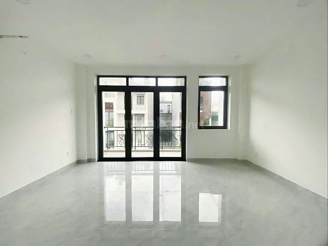 CHO THUÊ CĂN GÓC 2 MẶT TIỀN HẺM XE TẢI – PHAN XÍCH LONG, PHÚ NHUẬN.