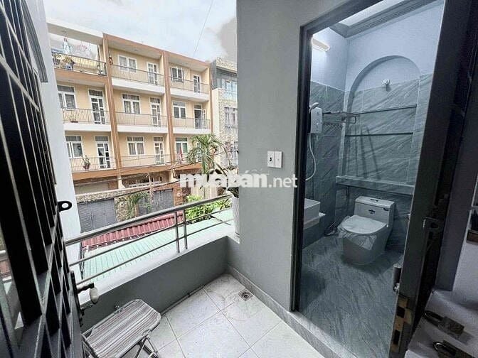 STUDIO BALCON MÁY GIẶT RIÊNG NGAY UTH - UEF - HUTECH