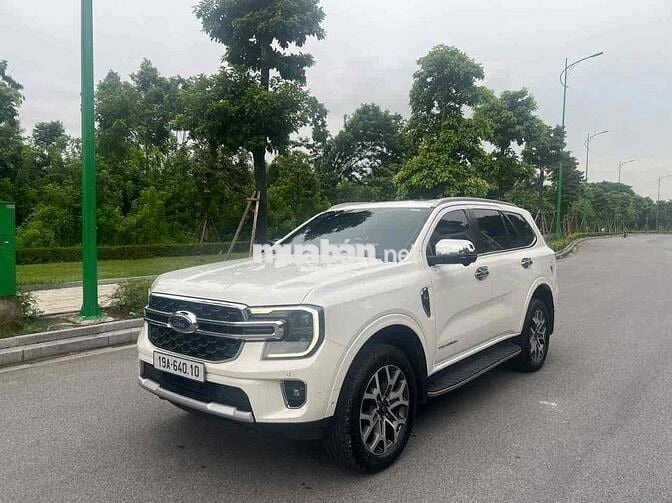 Ford Everest 2023 Titanium+ 2.0 AT 4x4 - 60000 km