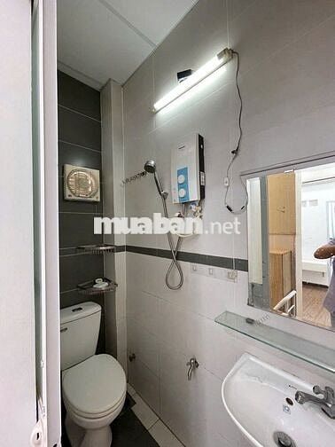 HẺM 2 XE HƠI TRÁNH NHAU KHU NGUYỄN TRỌNG TUYỂN - 28M2  - NHỈNH 2 TỶ