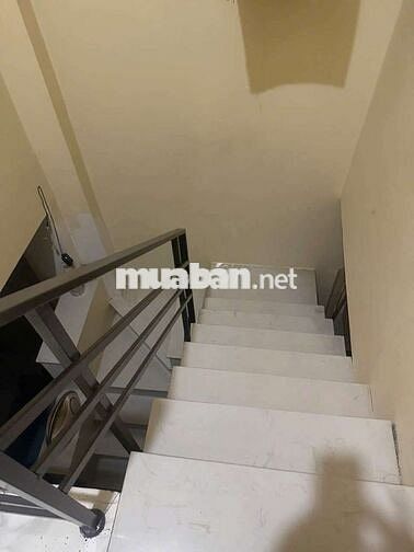 Nhà cho thuê giá rẻ hẽm 994 Huỳnh Tấn Phát