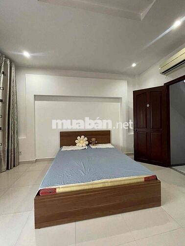 Phòng Trọ bancol tách bếp full NT siêu rộng ngay VÒNG XOAY DÂN CHỦ
