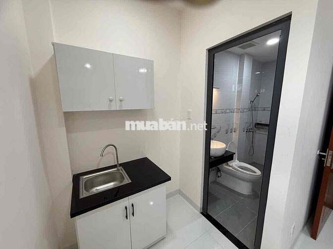 Cho thuê căn hộ Studio Ban công Q4 gần ĐH Luật, ĐH Nguyễn Tất Thành