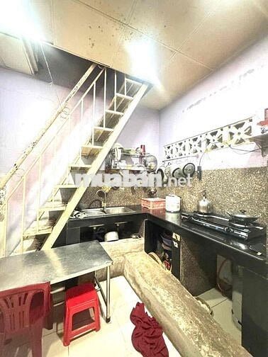 BÁN NHÀ 2 TẦNG – GẦN SIÊU THỊ METRO – NGANG 4.5M – QUẬN 12 – GIÁ 2.95