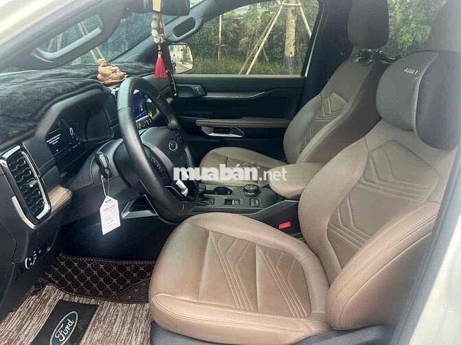 Ford Everest 2023 Titanium+ 2.0 AT 4x4 - 60000 km