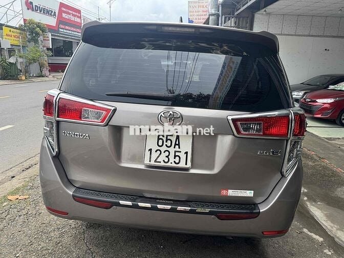 Toyota Innova 2017 2.0E - 110214 km