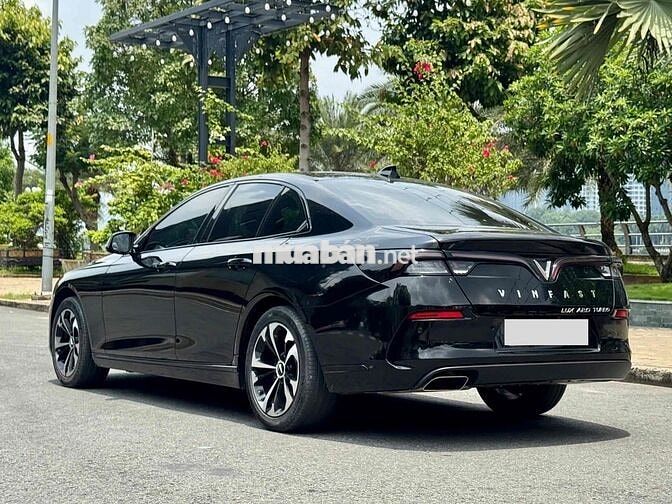 Vinfast Lux A Base 2022 - 20.000km