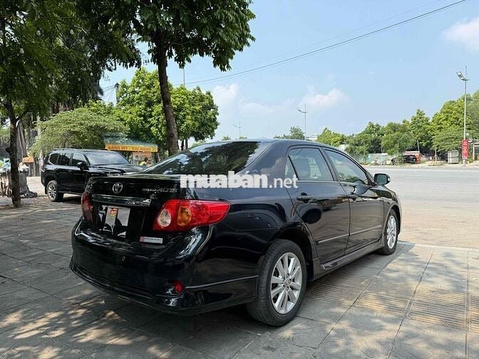 Toyota Corolla Altis 2009 2.0V - 120000 km
