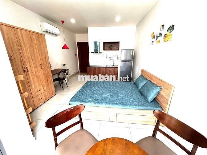 CHDV full NT gần Ngã 4 Hàng Xanh, balcon như khách sạn