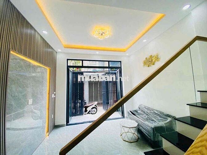 Cạnh Tên Lửa - Nhà 2 Tầng - DT 4x10 - HXH - Giá 4ty x