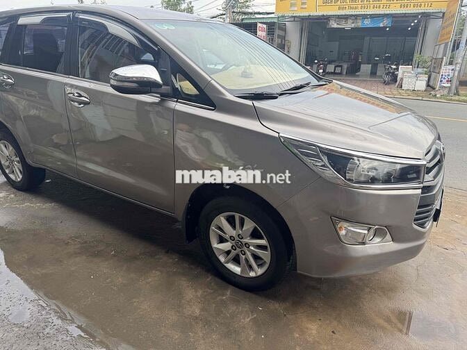 Toyota Innova 2017 2.0E - 110214 km