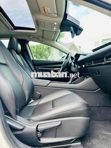 Mazda 3 2019 2.0L Sport Signature Luxury