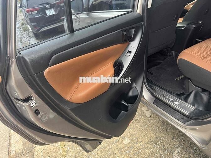 Toyota Innova 2017 2.0E - 110214 km