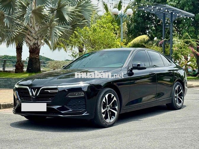Vinfast Lux A Base 2022 - 20.000km