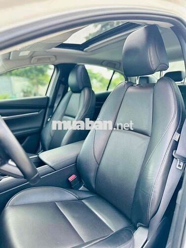 Mazda 3 2019 2.0L Sport Signature Luxury
