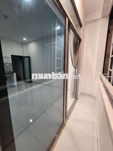 Phòng mới 20m2 mặt sau AEON TÂN PHÚ bán kính 1.2km