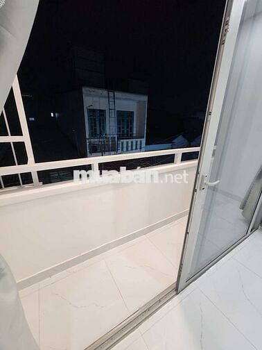 Phòng mới 20m2 mặt sau AEON TÂN PHÚ bán kính 1.2km