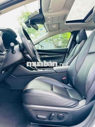 Mazda 3 2019 2.0L Sport Signature Luxury