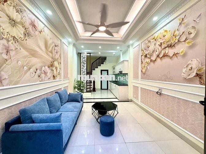 CỰc rẻ! Nhà 4Tx32m2, ôtô đỗ cửa, gần dự án Vingroup Thanh Oai