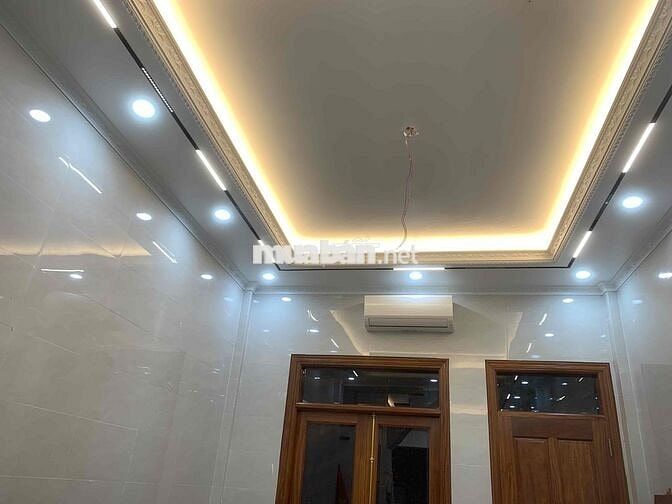 nhà nguyên căn 5 tầng mặt đường 17,5m cạnh Khai Sơn Hill