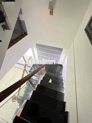 BÁN NHÀ MỚI XÂY 3 TẦNG SHR. P. HOÁ AN. TP BIÊN HOÀ