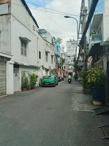Nhà 3 tầng Lê Văn Sỹ (4,8mx23m). Giá 16,2 tỷ