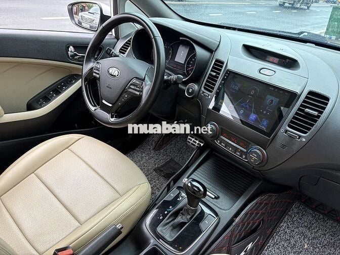 Kia Cerato 2017 1.6 AT - 122000 km