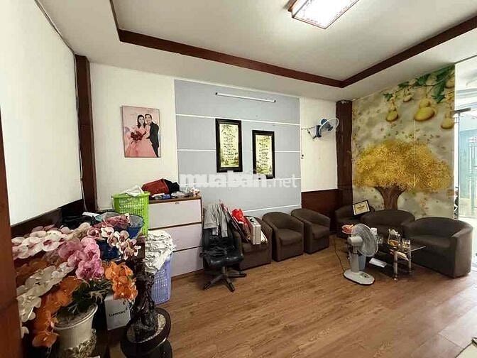 BÁN KHÁCH SẠN 4TẦNG - 8x19 - MẶT TIỀN ĐƯỜNG NHỰA 12M- SỔ HỒNG RIÊNG