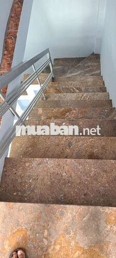 Nhà 4m x 10m, đúc 1 lầu ,hẻm xe hơi, đường số 21 . 8tr/ tháng