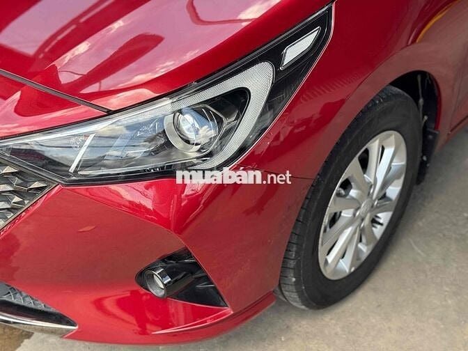 Hyundai Accent 2020 1.4AT - 9000 km
