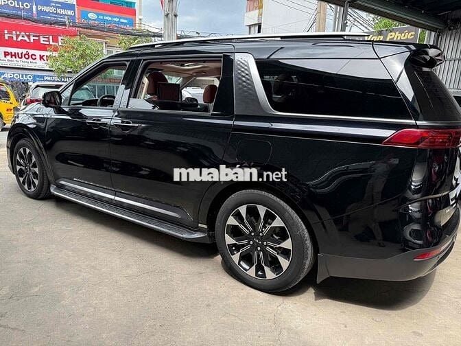 Kia Carnival 2021 2.2D Signature - 40000 km