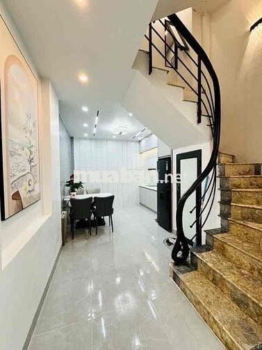Khương Hạ Thanh Xuân 35m x 5 tầng mới đẹp, trước nhà ngõ rộng 3m