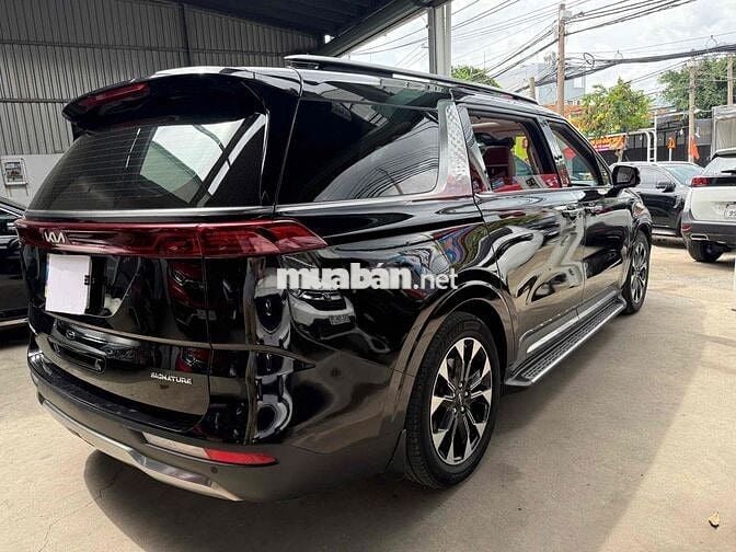 Kia Carnival 2021 2.2D Signature - 40000 km