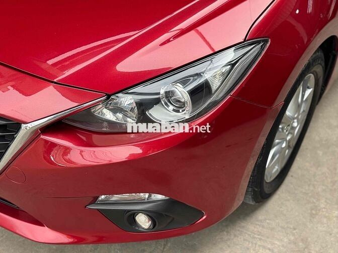 Mazda 3 2016 1.5 AT Sedan - 90000 km