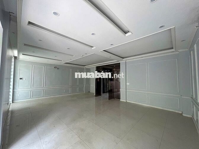 MB ĐƯỜNG THÍCH QUẢNG ĐỨC TRỆT 3 LẦU THANG MÁY,PCCC ĐẦY ĐỦ, 70TR/TH