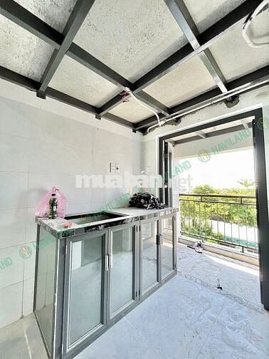 CĂN HỘ GÁC LỬNG MỚI 100% FULL NỘI THẤT KHUÊ TRUNG CẨM LỆ