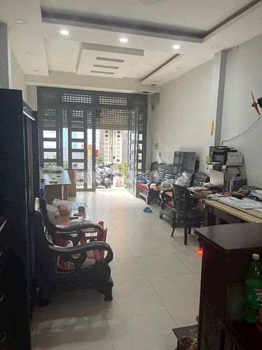 CHO THUÊ NHÀ ĐƯỜNG NGUYỄN CỬU ĐÀM : 4 x 20 M  ĐÚC 3 Tấm 