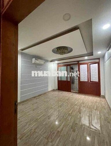 Cho thuê nhà mới phun nội thất xị 4pn 5wc  14tr