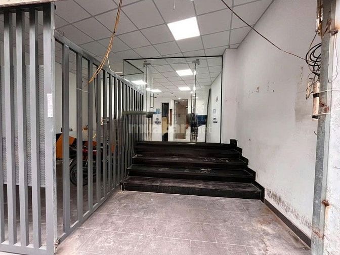 12Tr Mặt Tiền Trần Kế Xương 40m2 Sát Vạn Kiếp Riêng Biệt Có Sân Đậu Xe