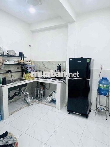 🏡Nhà cho thuê Hồ Thành Biên P4 Q8 Nhà rộng rãi, sạch đẹp,  hẻm  3 gac