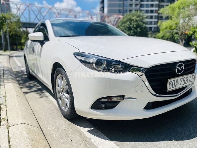 Mazda 3 2020 1.5L Sport Luxury - 78000 km