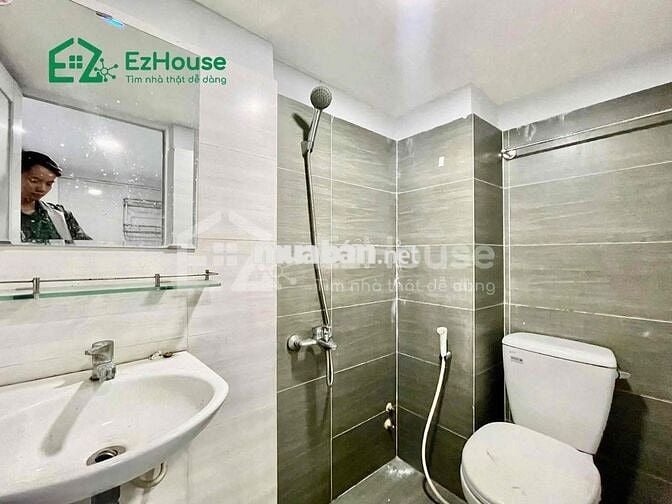 Phòng trọ - Tân Phú tiện ích thang máy, 25m2 có cửa sôd thoáng mát