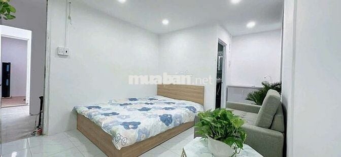Cho Thuê 1PN Tách Bếp Đường Ung Văn Khiêm Gần Ngã Tư Hàng Xanh